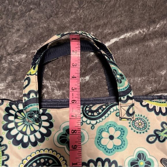 Thirty One True Beauty Bag - Picture 5 of 7